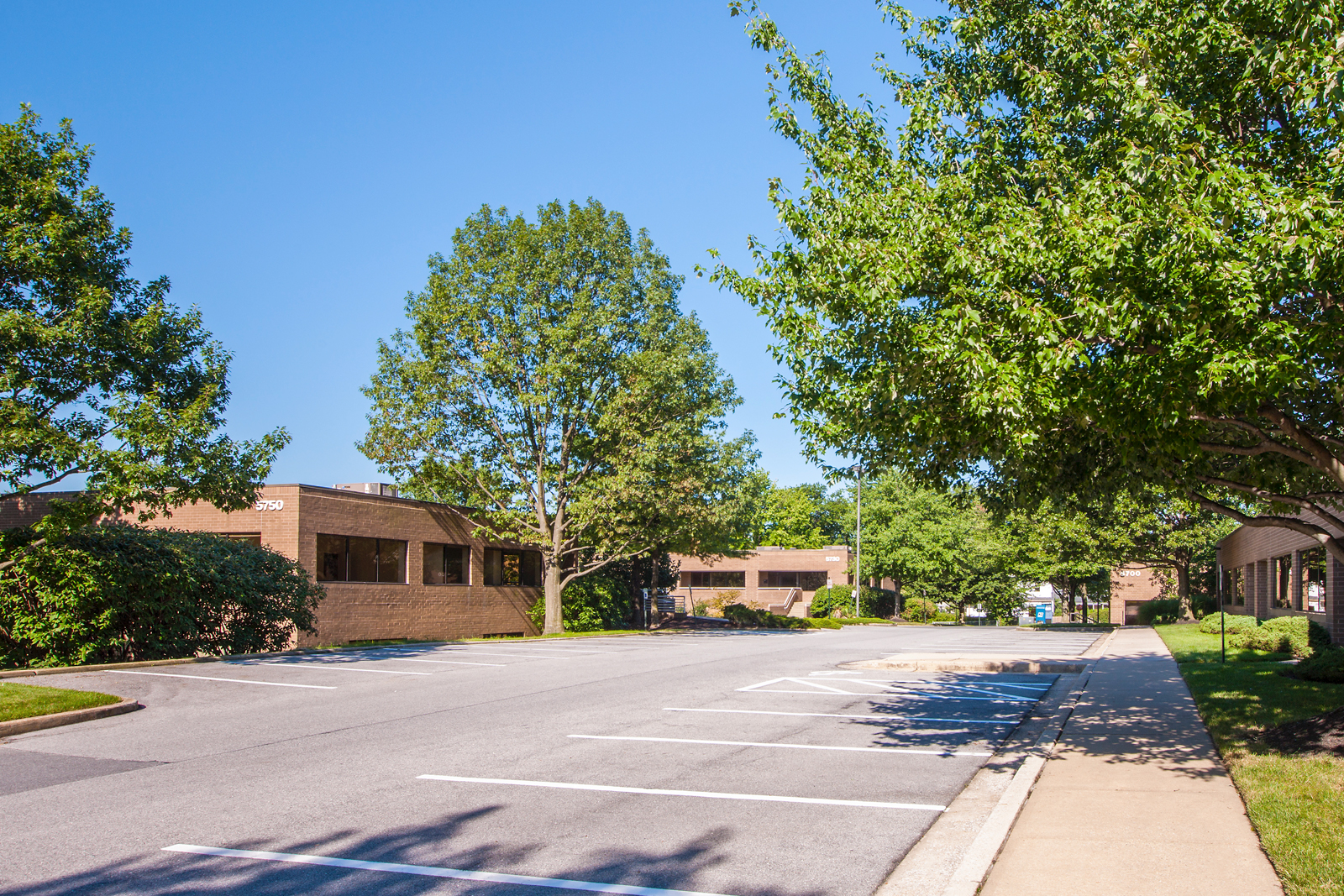 Beltway West Corporate Center | 5750 Executive Drive | 2-Story Office