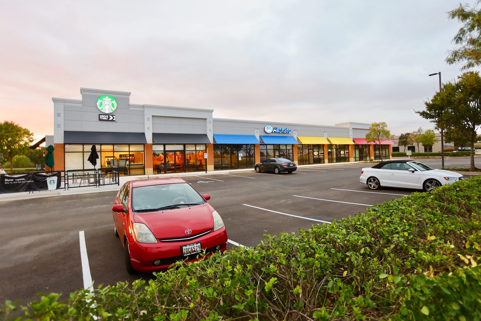 Cromwell Business Park | 910 Cromwell Park Drive | Retail