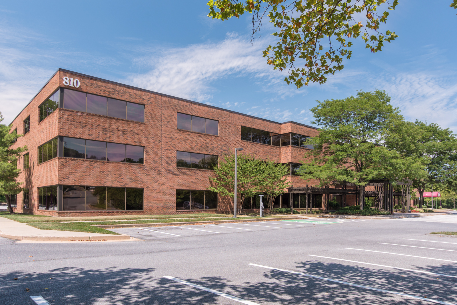 Cromwell Center | 810 Gleneagles Court | Two-Story Office