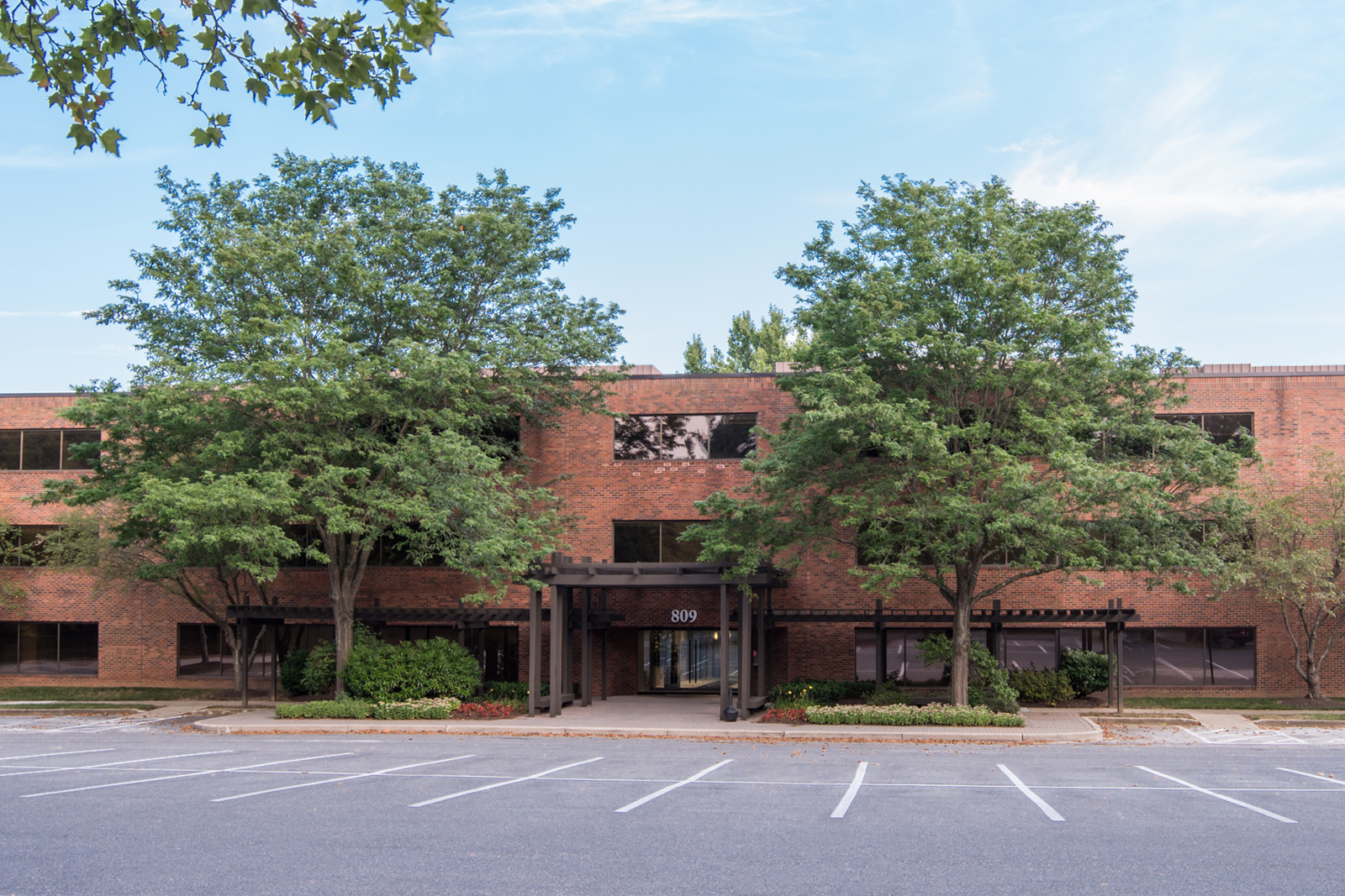Cromwell Center | 809 Gleneagles Court | Two-Story Office