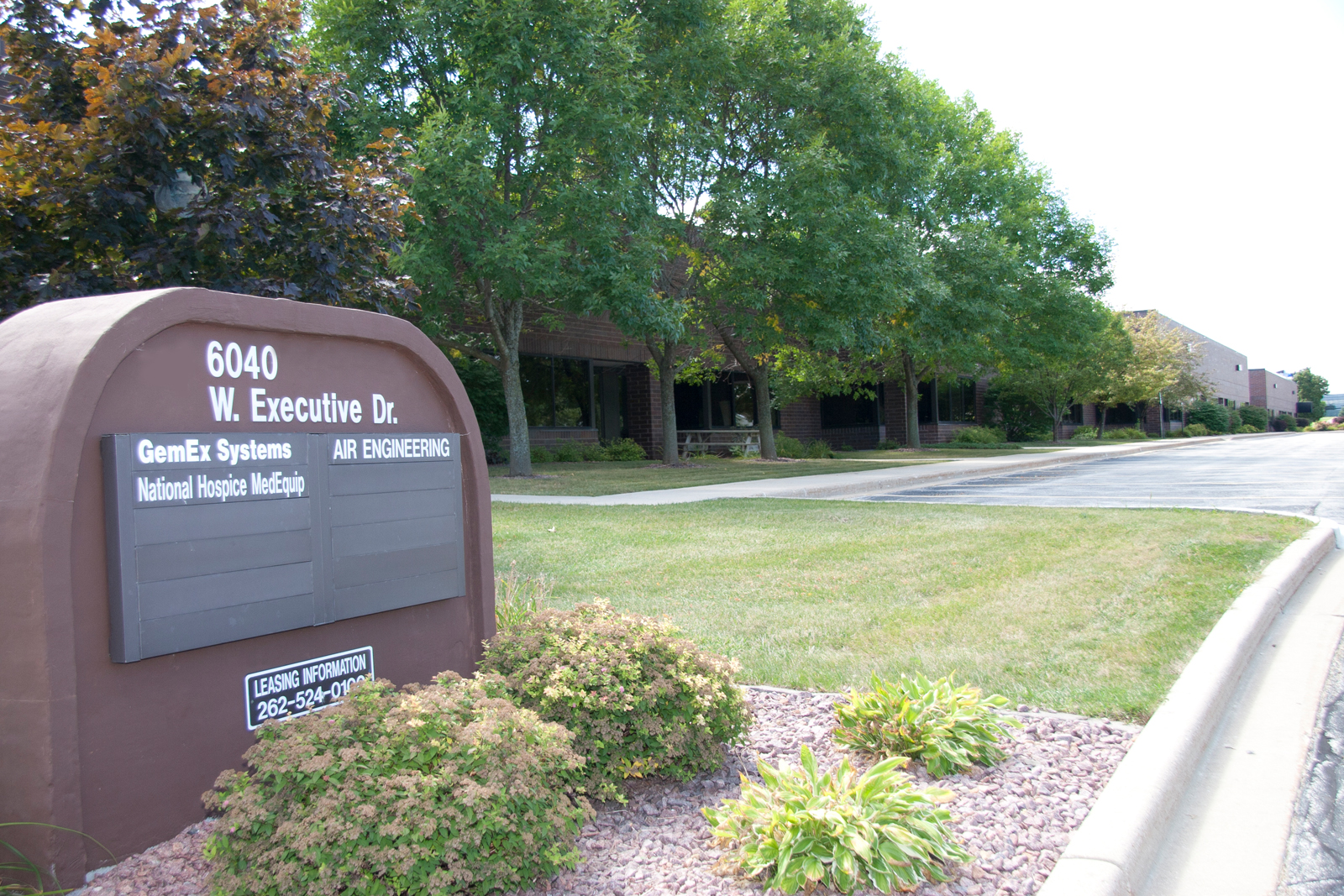 Mequon Research Center I | Flex/R&D & Office | 6040 W. Executive Drive