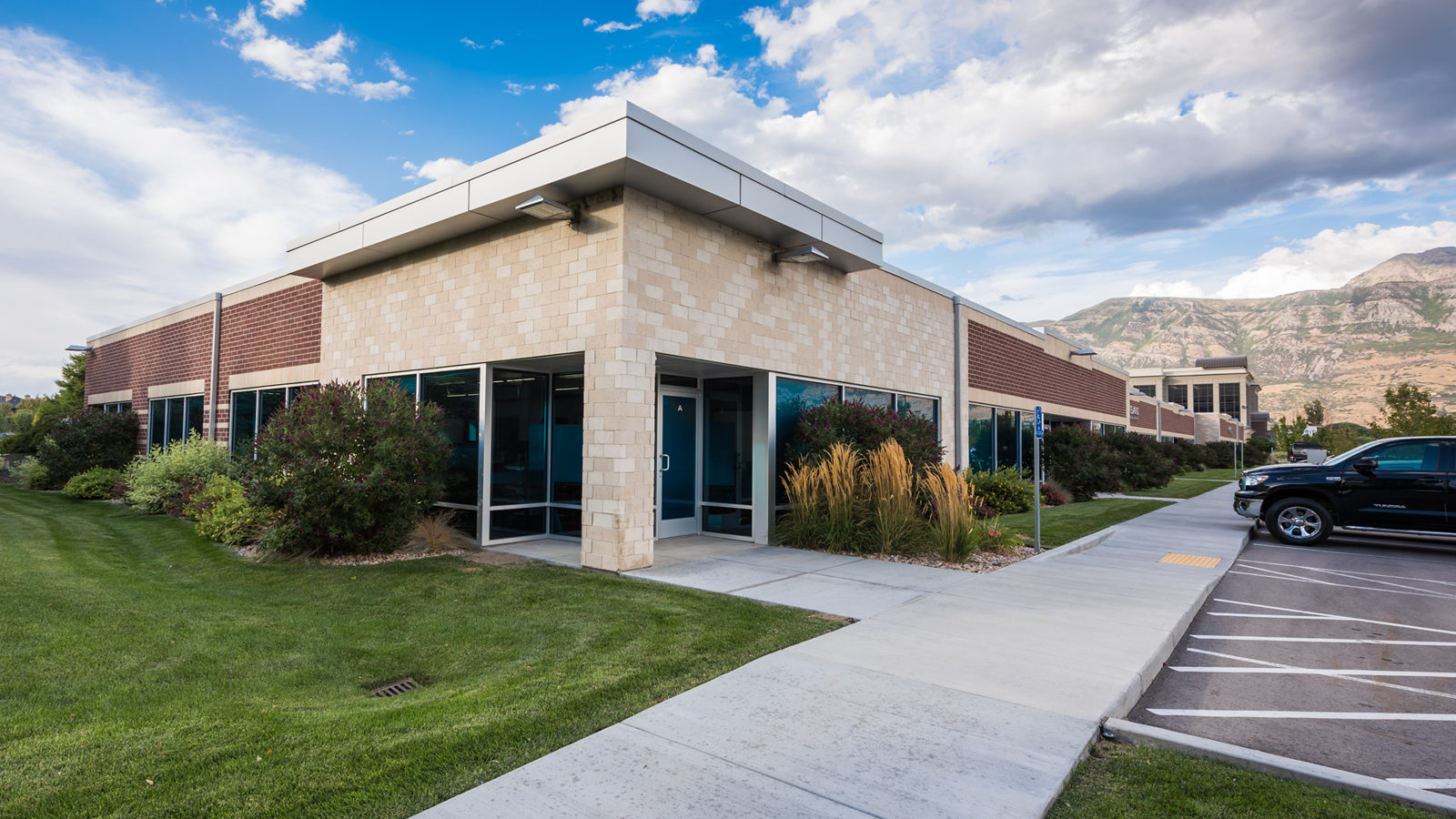 Valley Grove Pleasant Valley UT Office Retail Space St. John Properties, Inc.