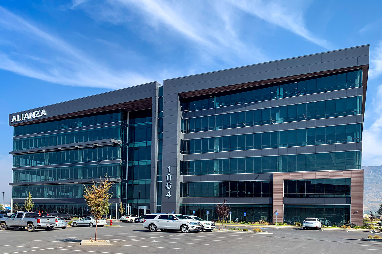 Valley Grove I | 1064 S North County Blvd. | 6-Story Office