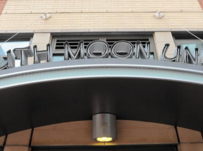 This is the signage at the South Moon Under Harbor East location.