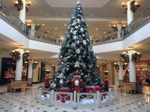 The Harrisburg Mall in Swatara Twp. is preparing for holiday shopping. (Sue Gleiter, PennLive)