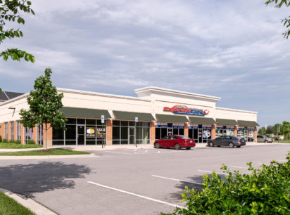 North Point Crossing | Retail | 4009 North Point Blvd.