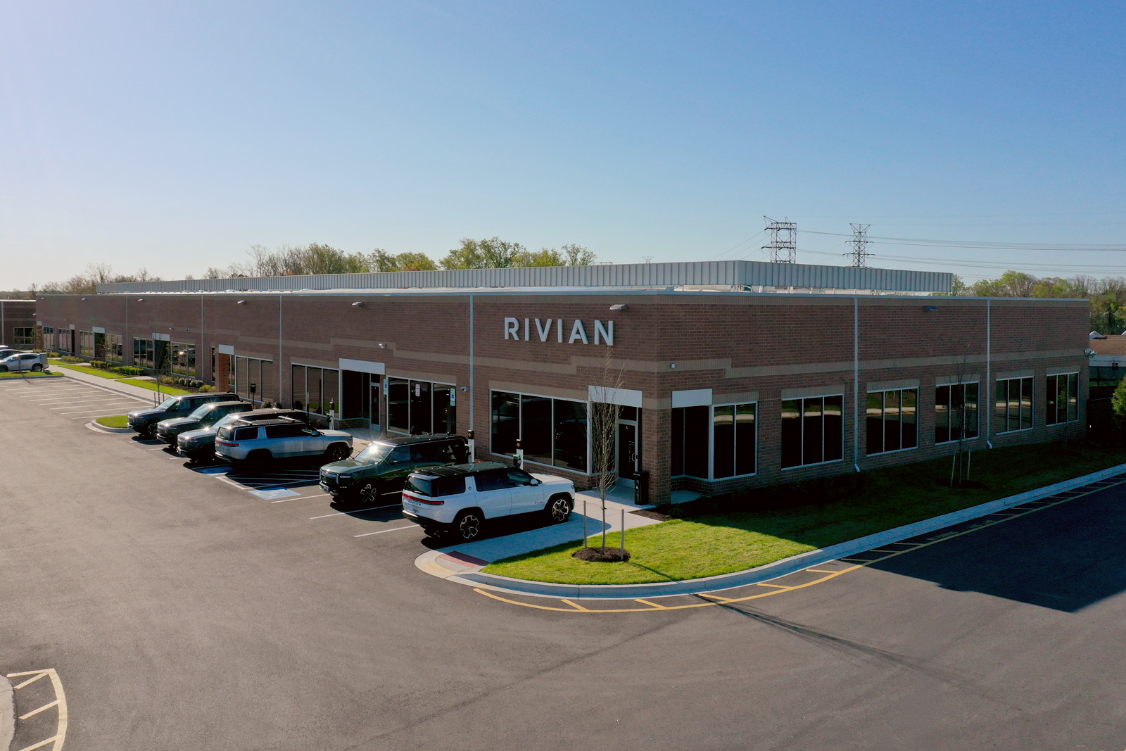 Glen Burnie Crossing | 77 Dover Road | Retail & Flex/R&D