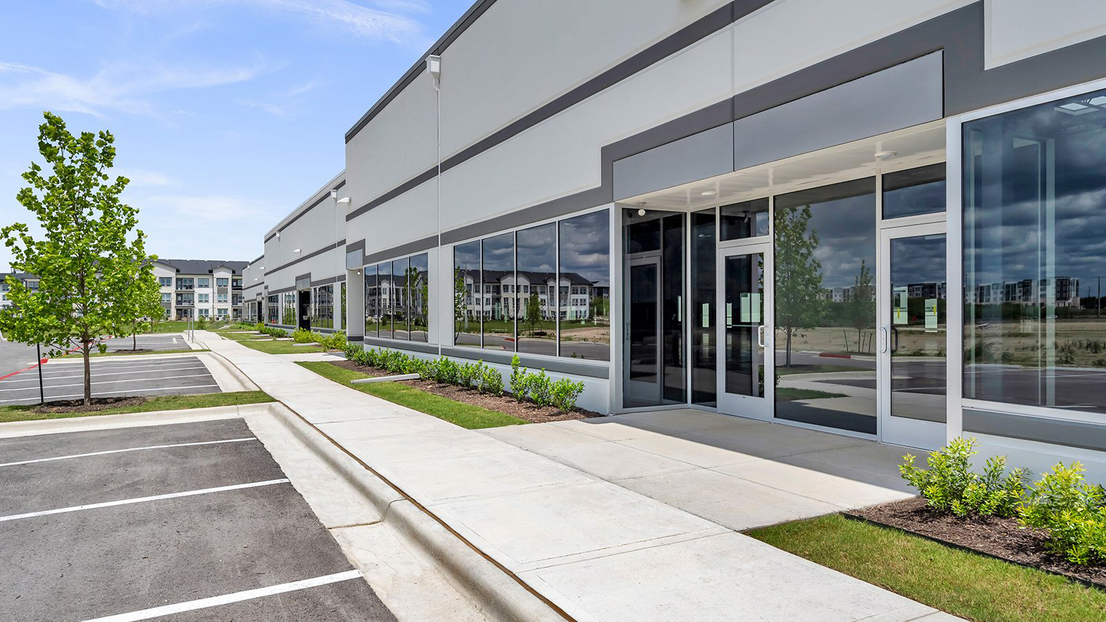 Flex/R&D front entry