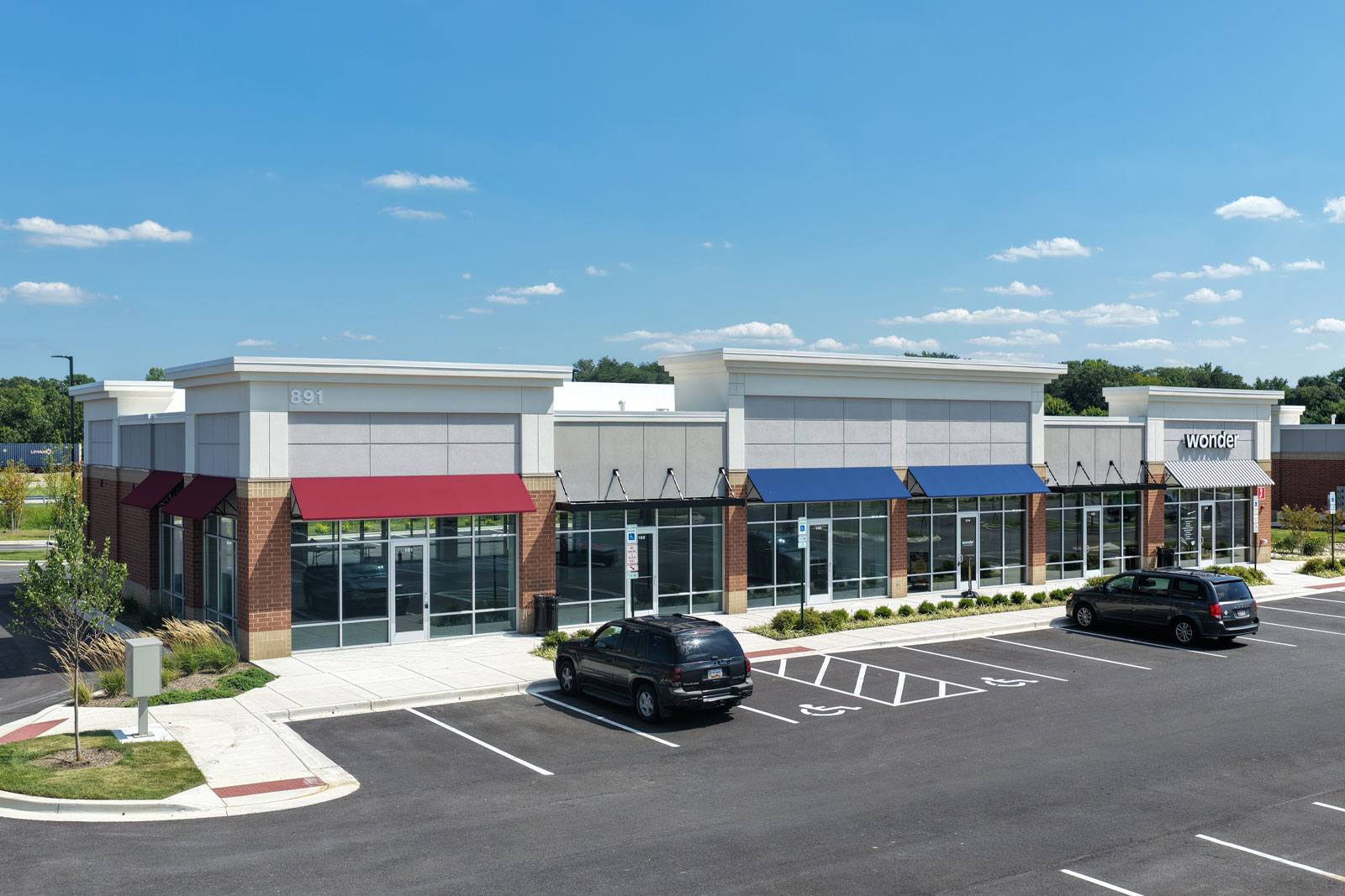 Cromwell Business Park | 891 Cromwell Park Drive | Retail
